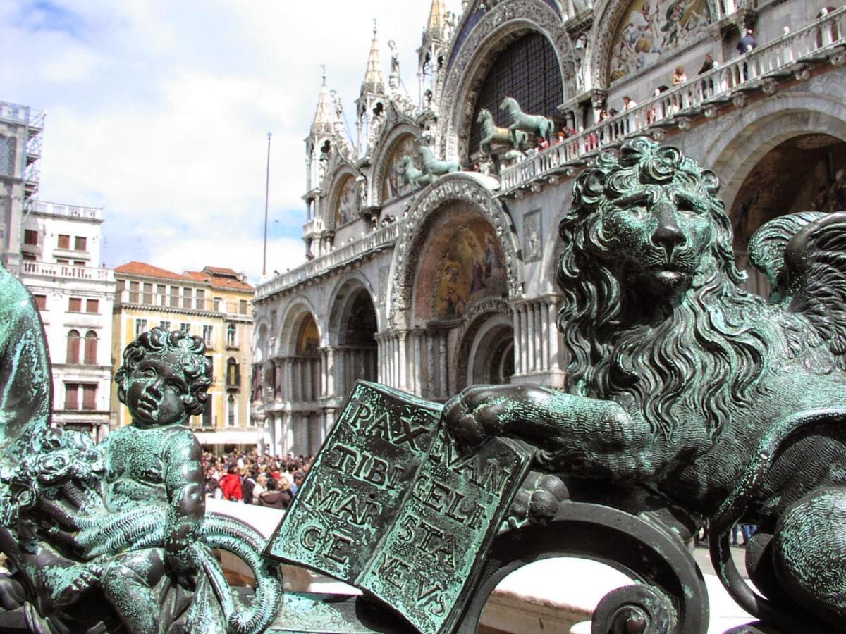 Canal Tron Venedig Exterior foto